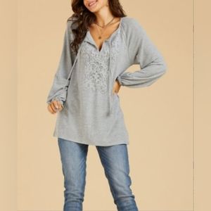 🌲💙 🟦 Gray  Tie Front Top NWOT